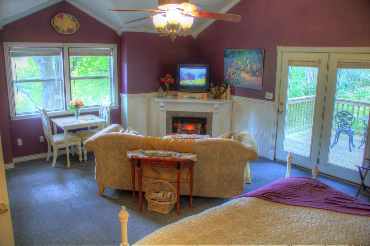 Bed And Breakfast On White Rock Creek Waco Extérieur photo