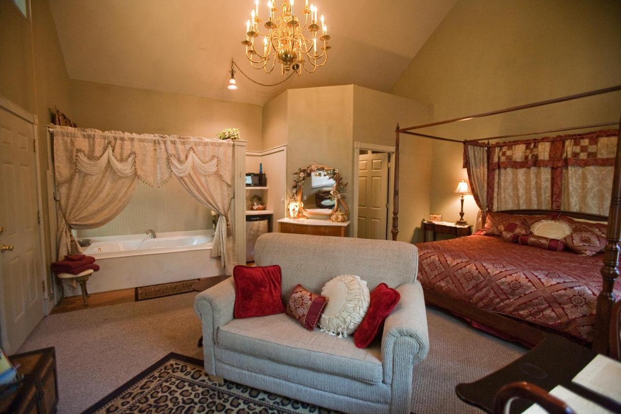 Bed And Breakfast On White Rock Creek Waco Extérieur photo