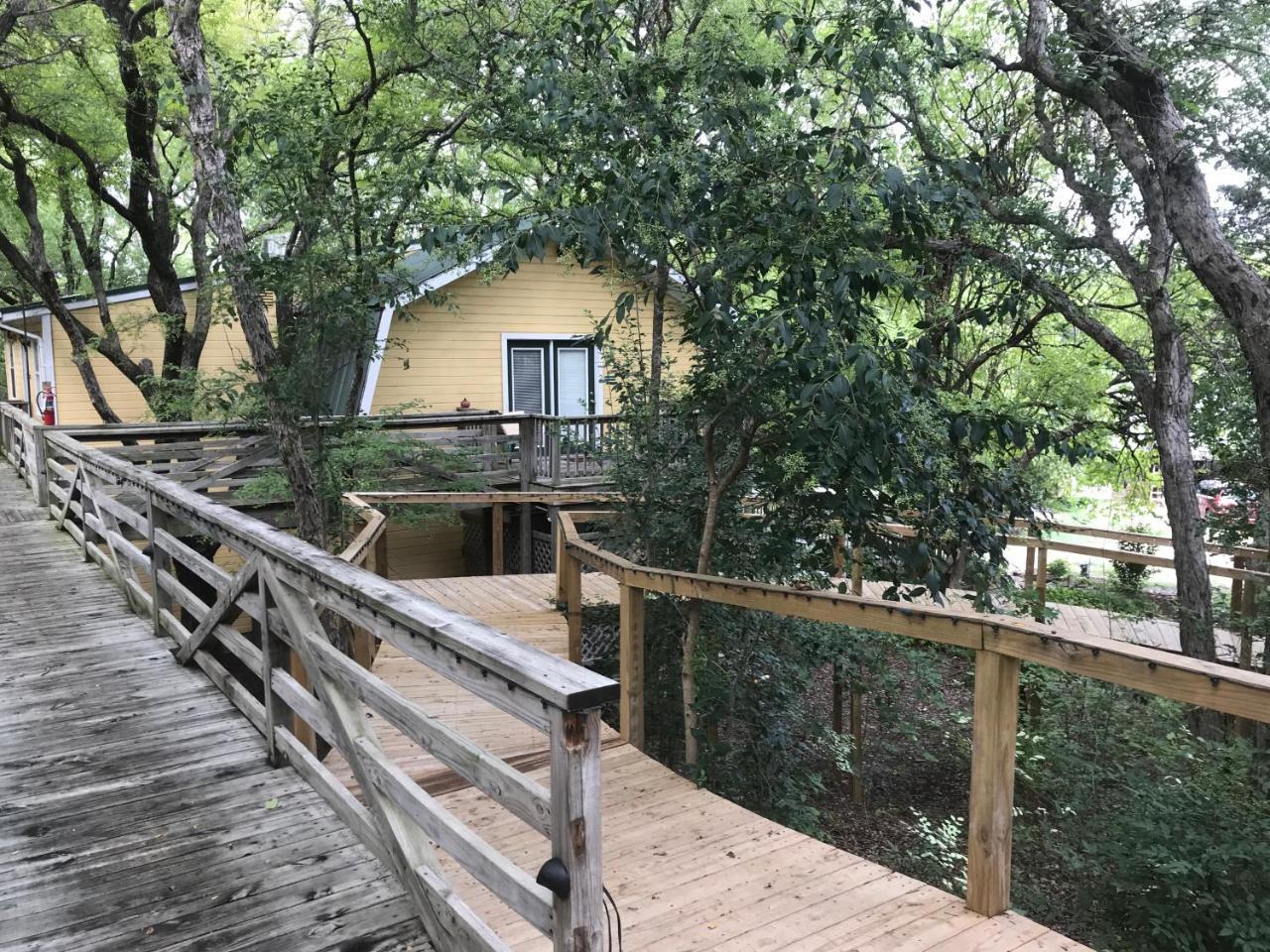 Bed And Breakfast On White Rock Creek Waco Extérieur photo